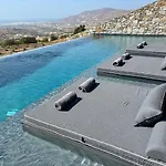 Vista Blue Naxos Βίβλος